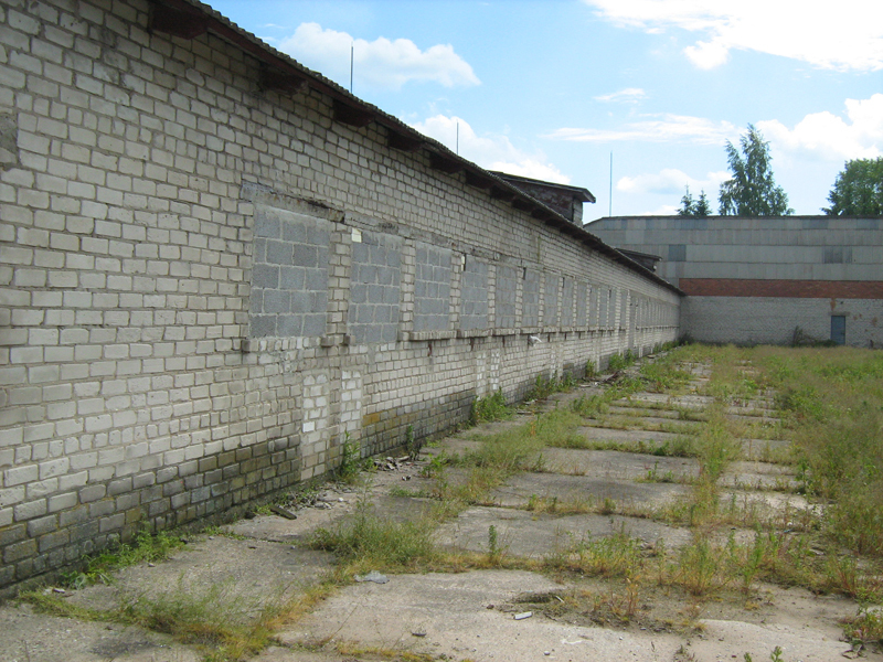 Izoputos-sakiu-raj-darzoviu-sandelio-siltinimas-is-lauko-pries