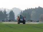 Galimybės panaudoti paramos lėšomis įsigytą žemės ūkio techniką traktorius