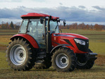 nauji traktoriai