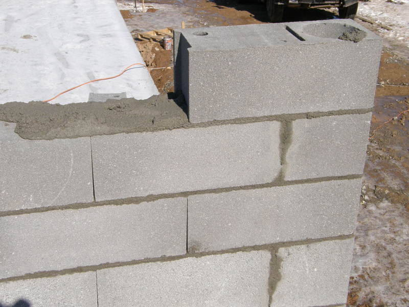 Namo statyba iš betoninių blokelių